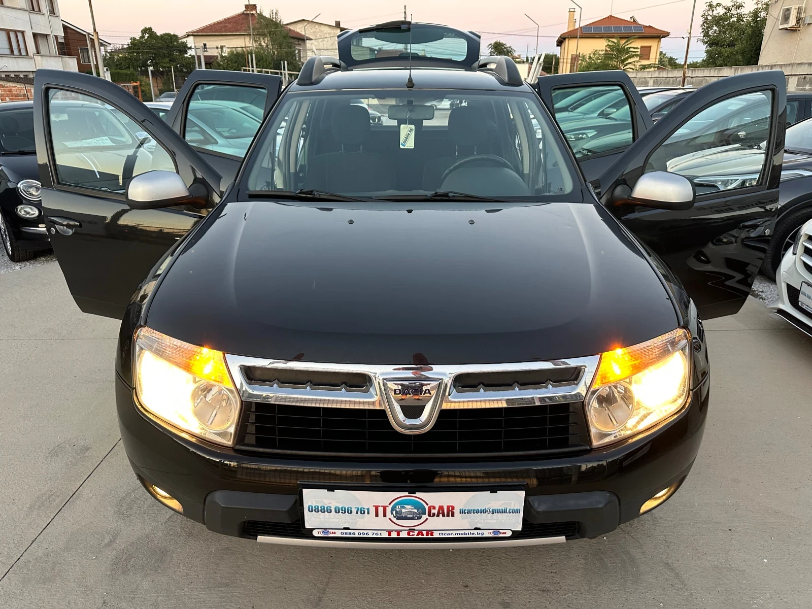 Dacia Duster 1.5dci 6-скорости! Клима! Отлично състояние! - изображение 9
