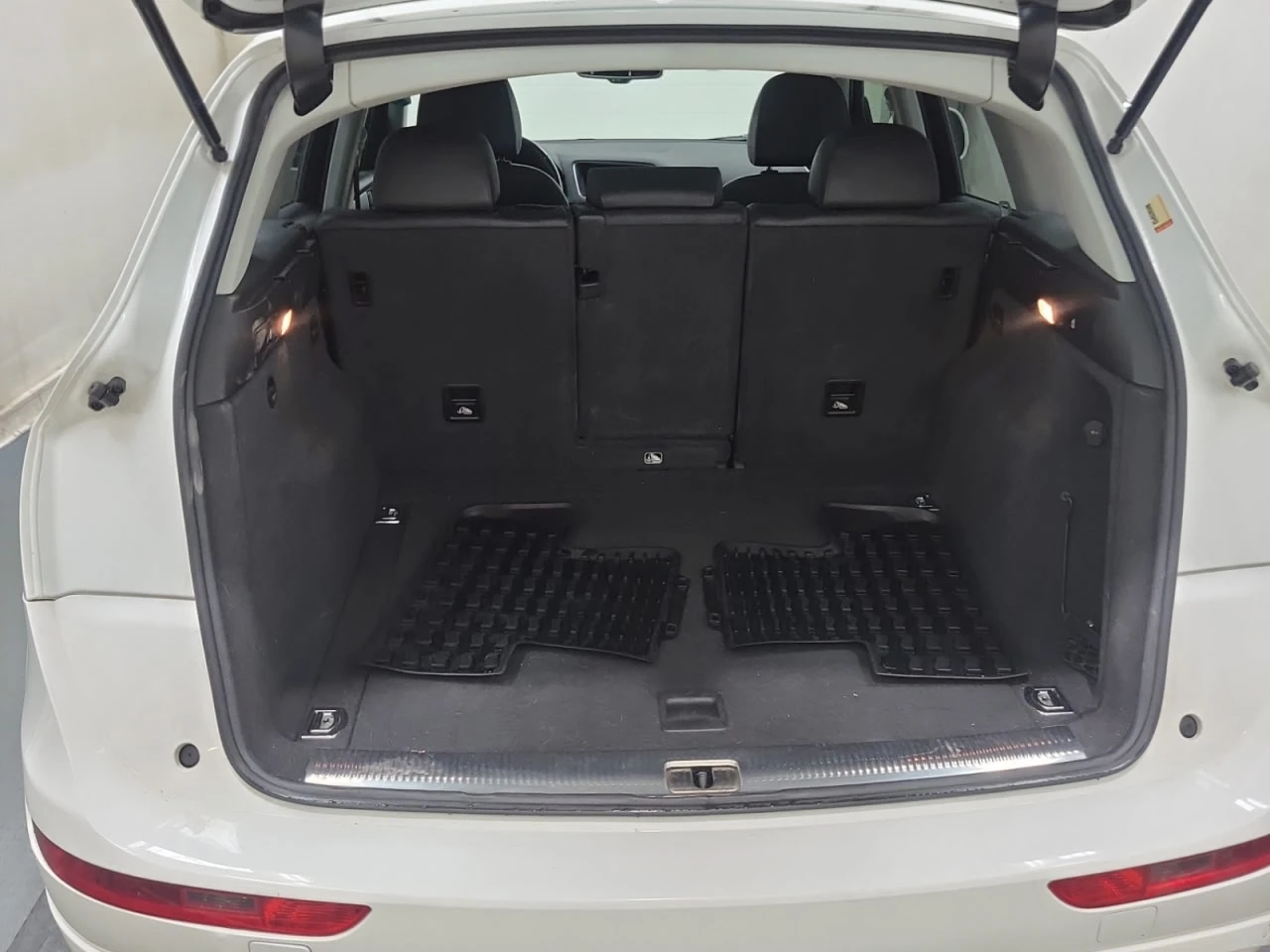 Audi Q5 *  *    *   *  | Mobile.bg   15