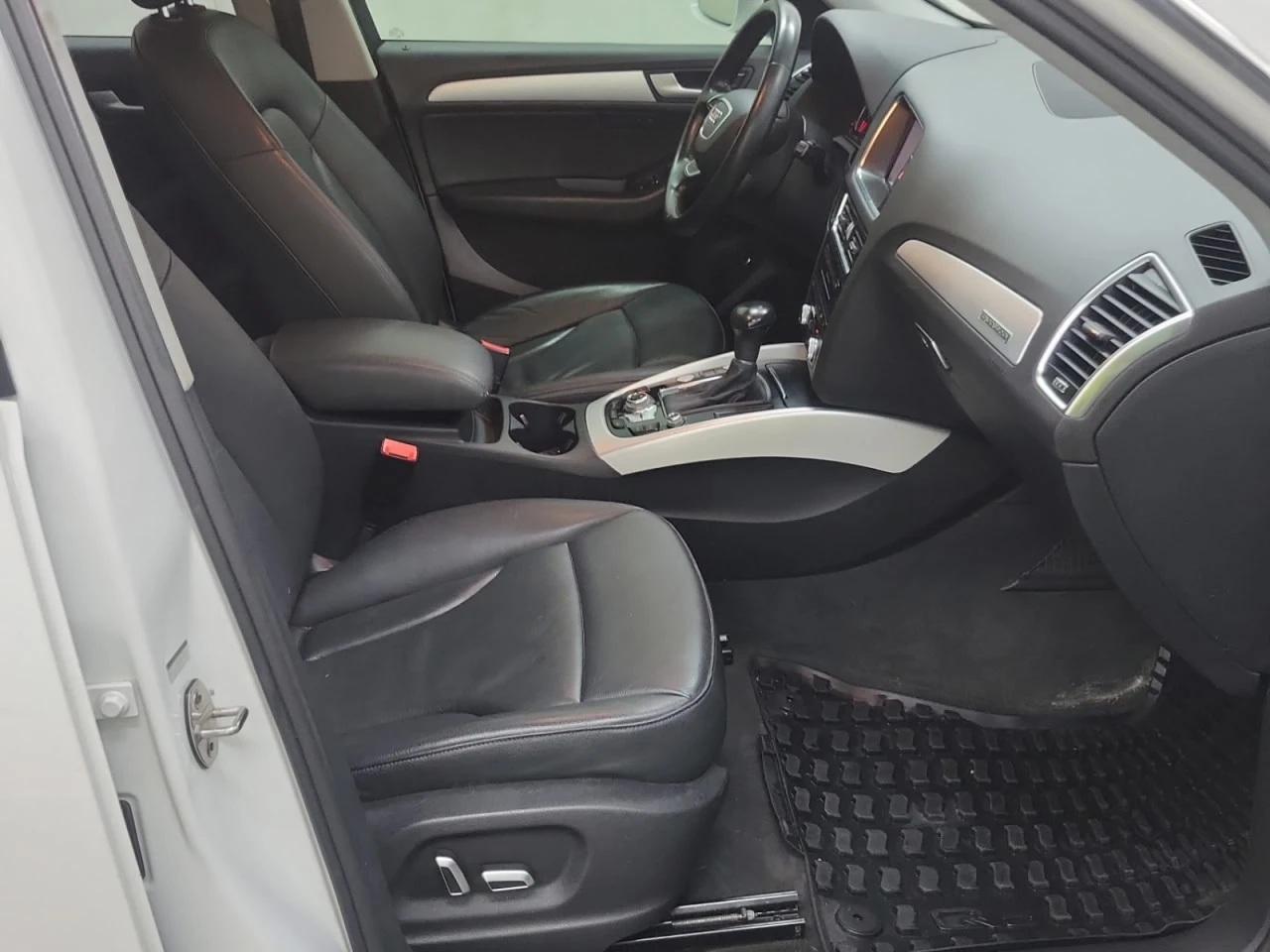 Audi Q5 *  *    *   *  | Mobile.bg   12