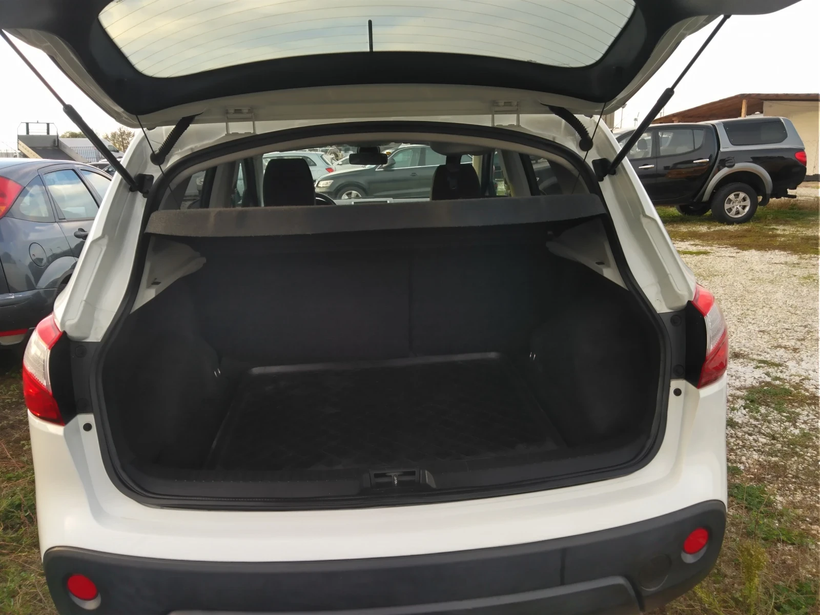 Nissan Qashqai 2.0  150 . | Mobile.bg   6