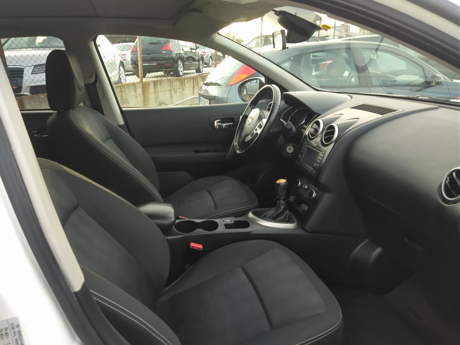 Nissan Qashqai 2.0  150 . | Mobile.bg   7