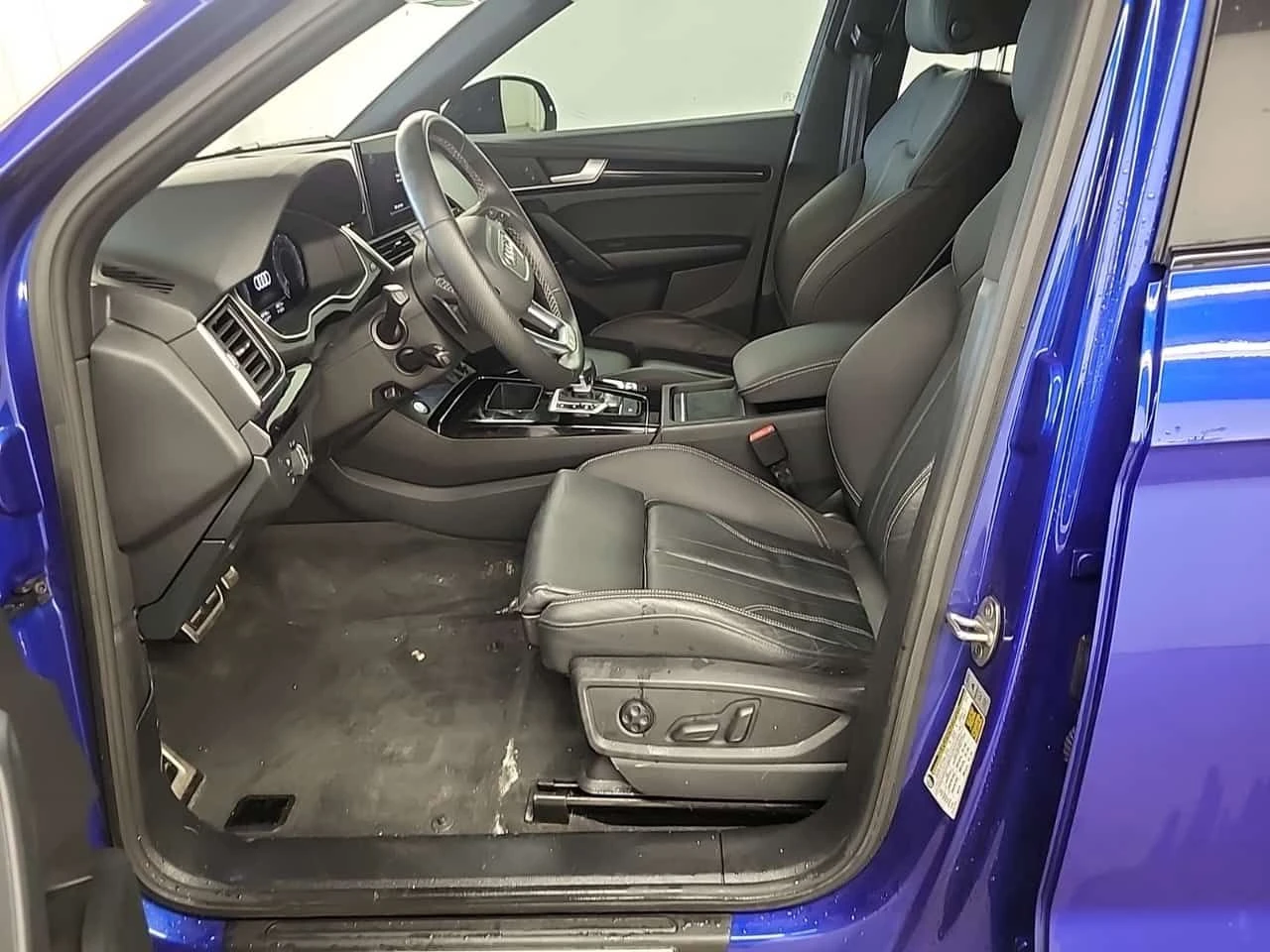 Audi Q5 S LINE/TECHNIK/Дистроник/360 Камера/Подгрев/Пано/, снимка 8 - Автомобили и джипове - 54060520