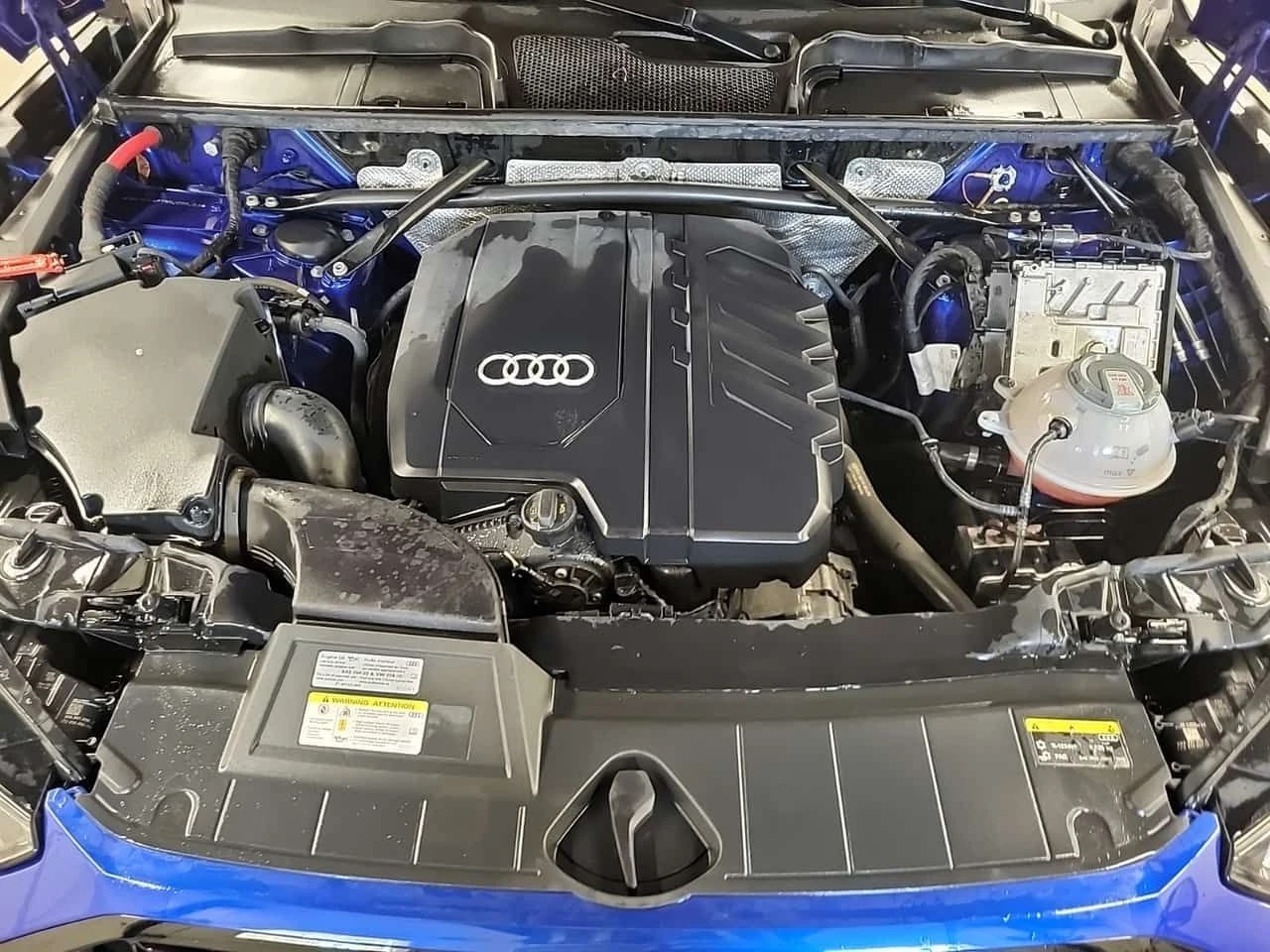 Audi Q5 S LINE/TECHNIK/Дистроник/360 Камера/Подгрев/Пано/, снимка 17 - Автомобили и джипове - 54060520