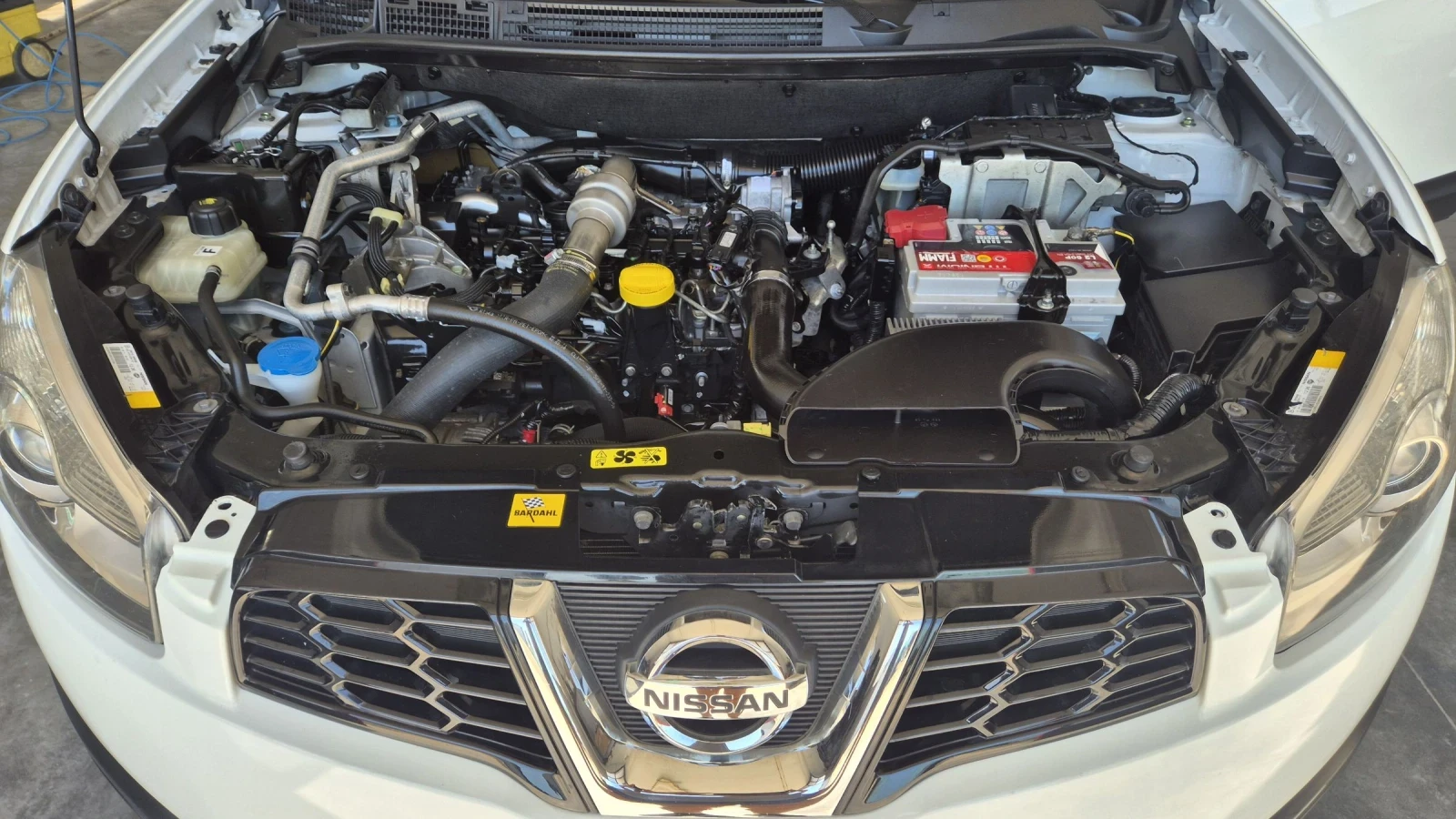 Nissan Qashqai 1.5 ���. 110�.�. | Mobile.bg � ����������� 17