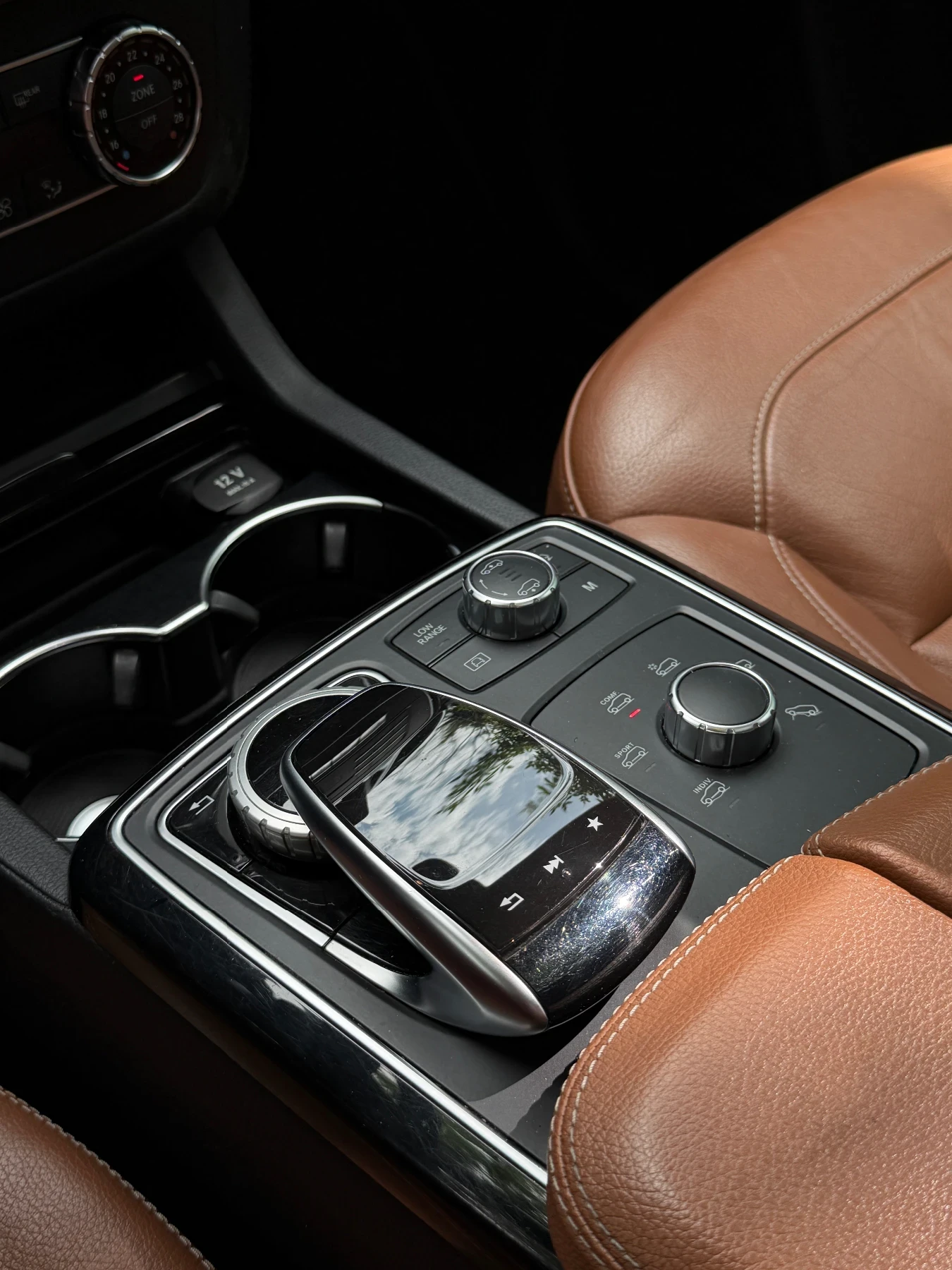 Mercedes-Benz GLE 350, снимка 12 - Автомобили и джипове - 54899669