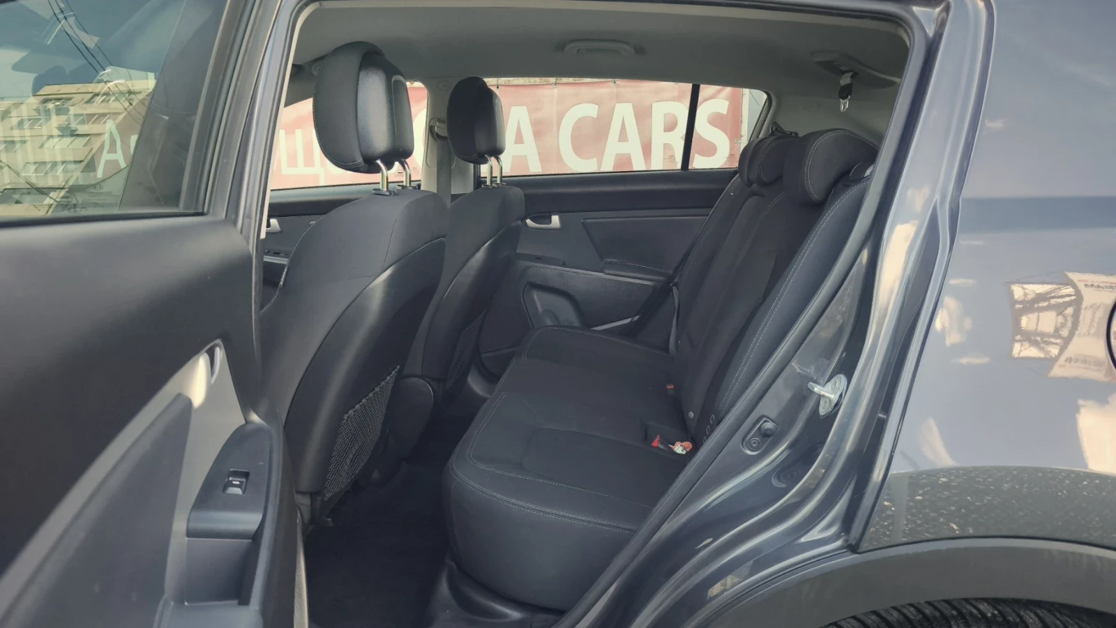 Kia Sportage 1.7CRDI Навигация Сервизна история, снимка 12 - Автомобили и джипове - 54932958