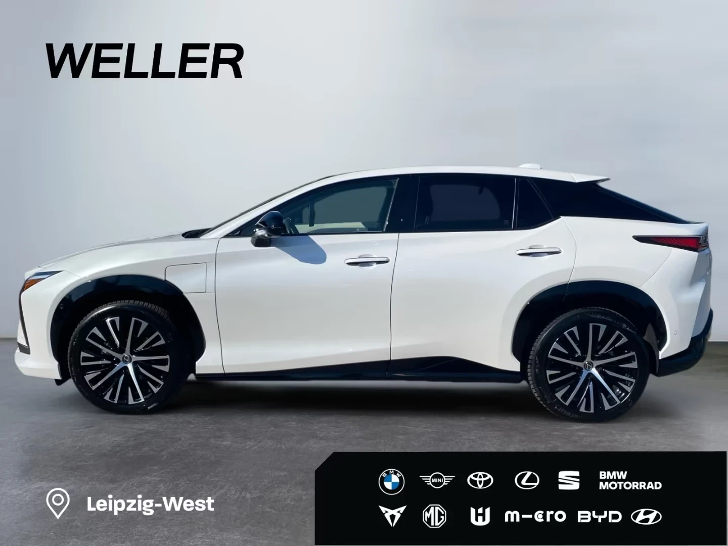 Lexus RZ 450e AWD Luxury Paket 360 DISTR PANO HUD WINTER P, снимка 4 - Автомобили и джипове - 55504637