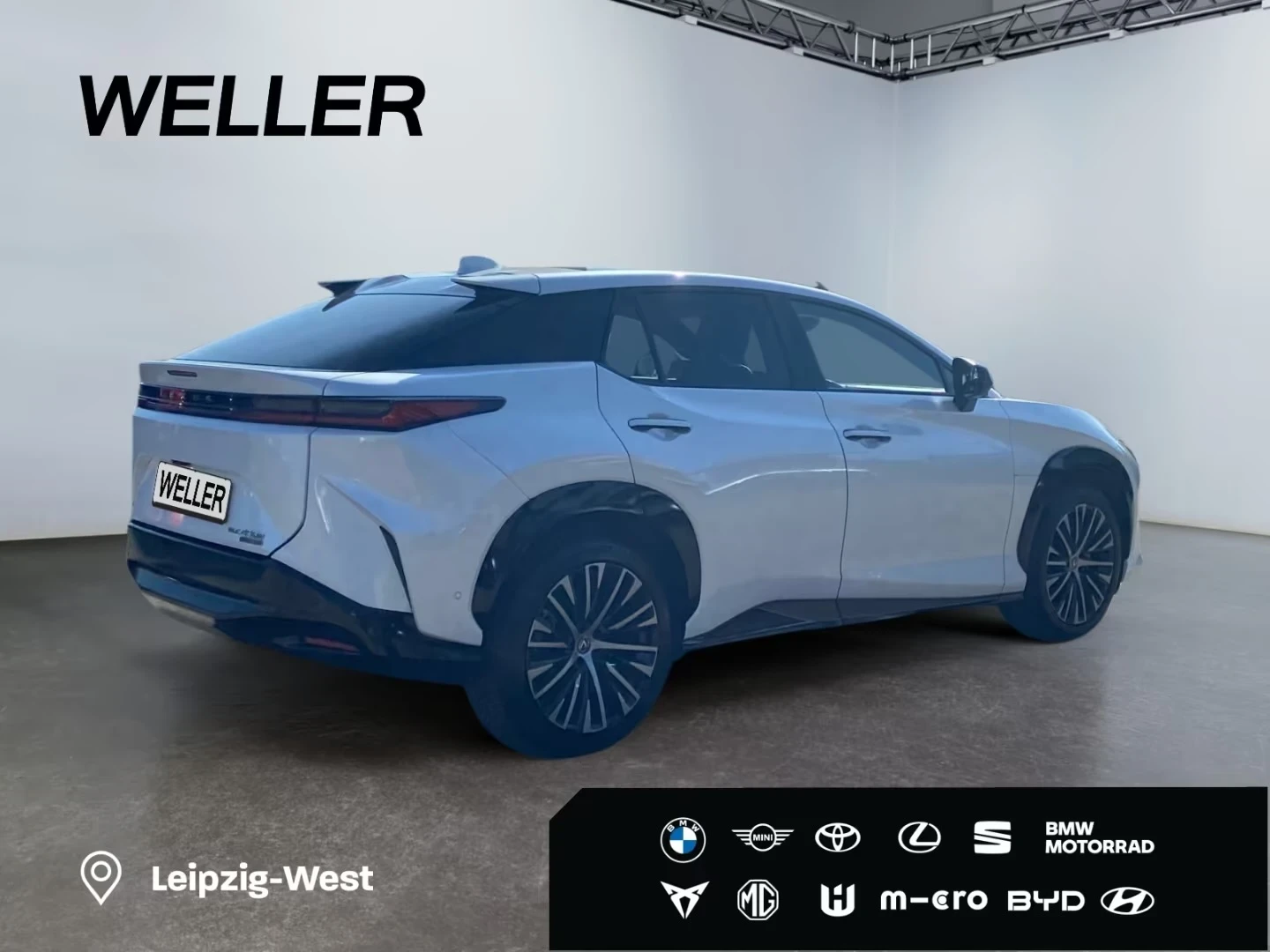 Lexus RZ 450e AWD Luxury Paket 360 DISTR PANO HUD WINTER P, снимка 8 - Автомобили и джипове - 55504637
