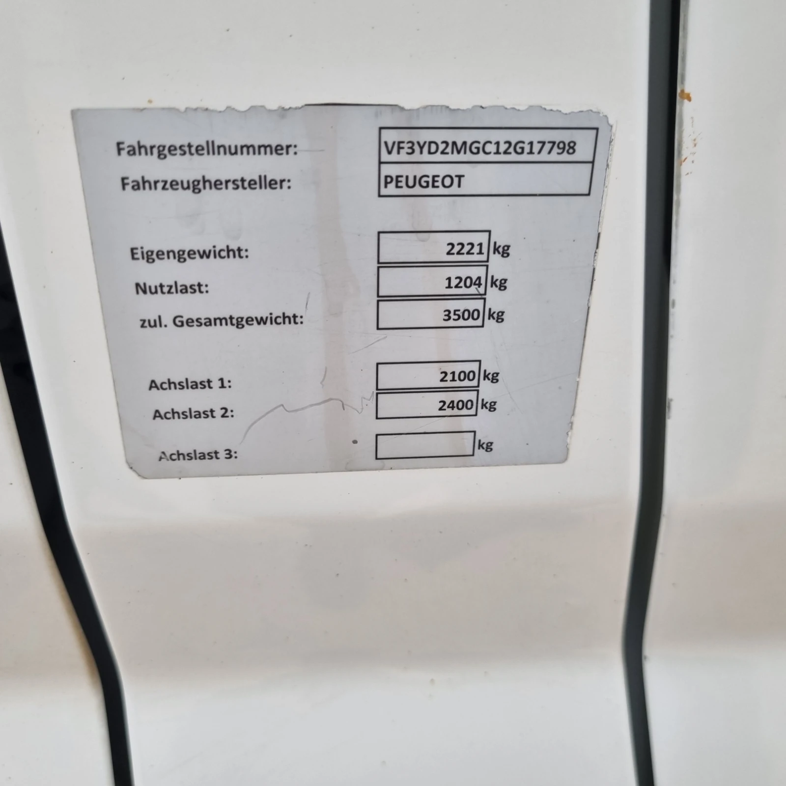 Peugeot Boxer   3.33 | Mobile.bg   12