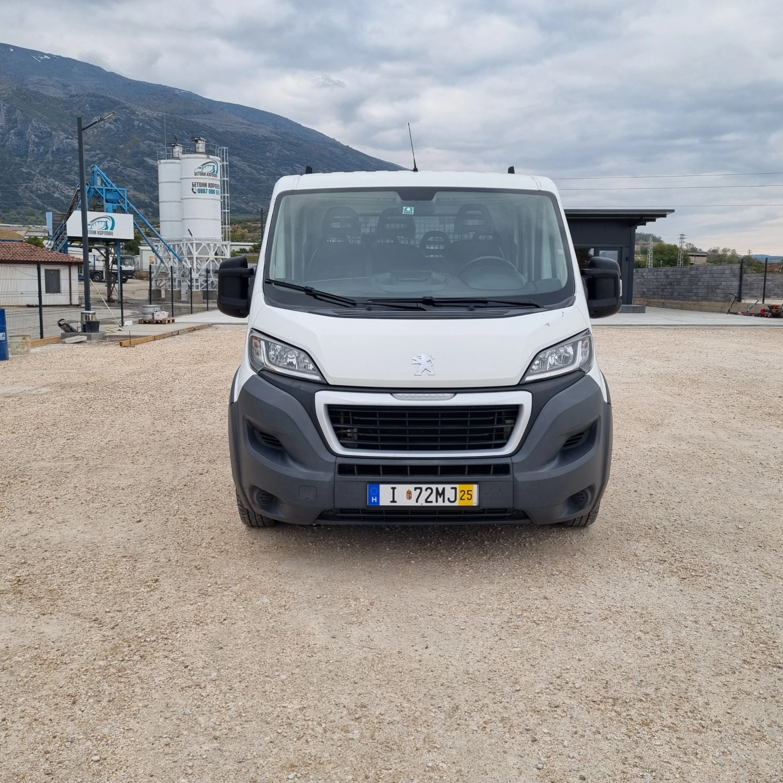Peugeot Boxer Нов Внос 3.33м - изображение 3