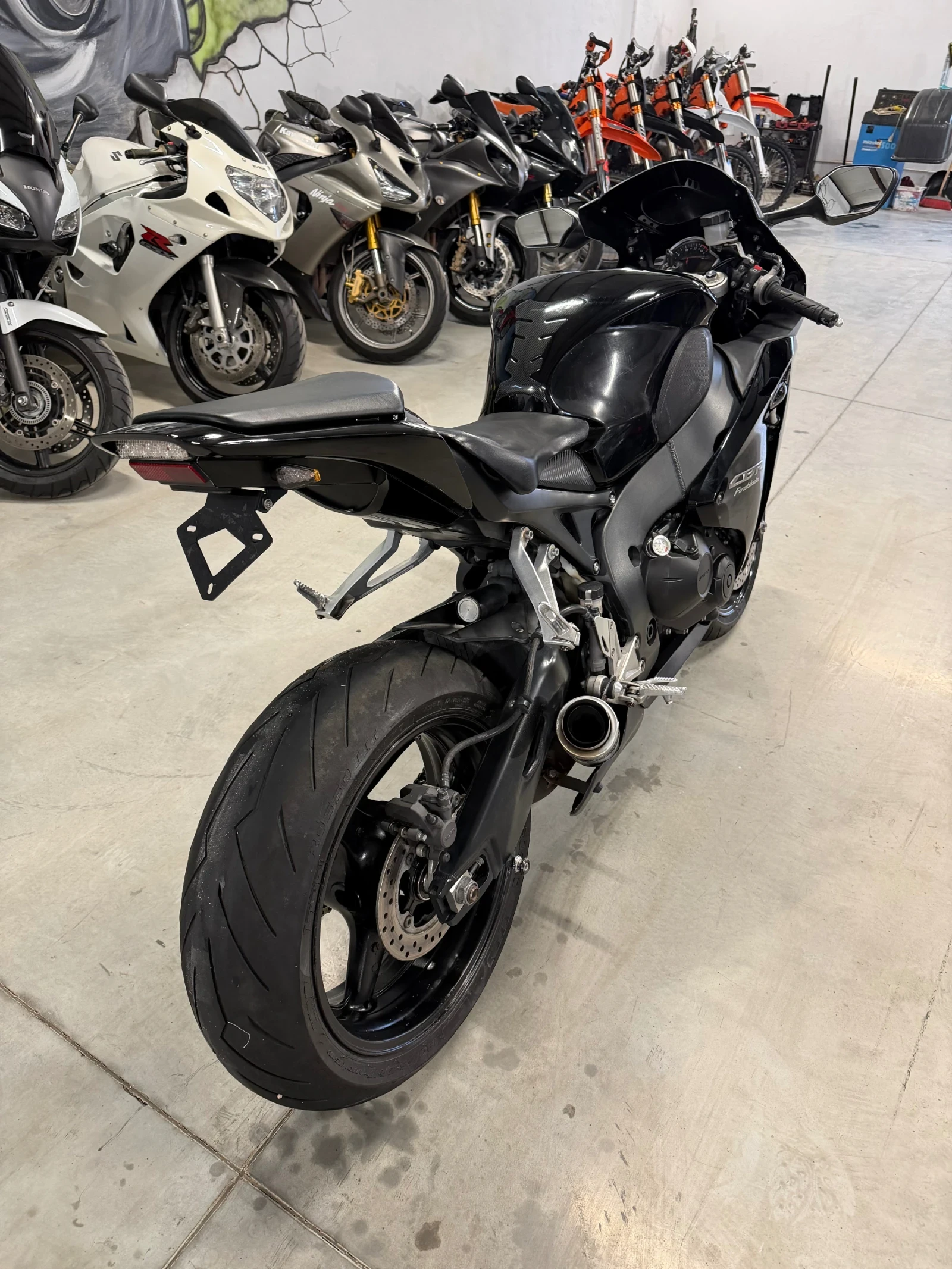 Honda Cbr 1000RR SC59 - изображение 8