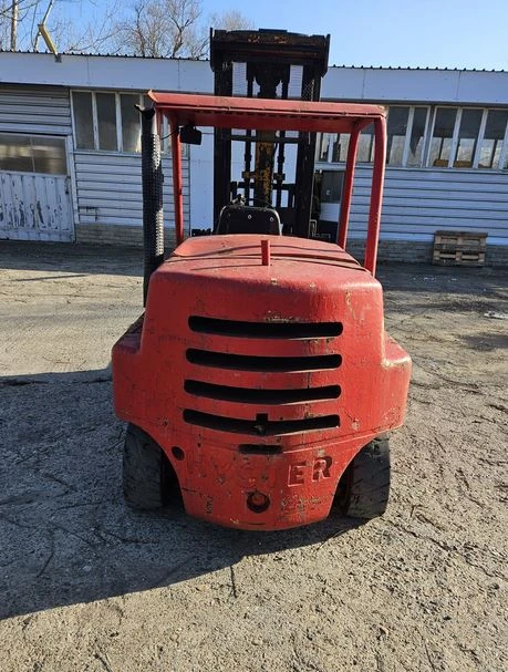 Мотокар Hyster  A24 вдига 7.5т перкинс мотор , снимка 4 - Индустриална техника - 53167539