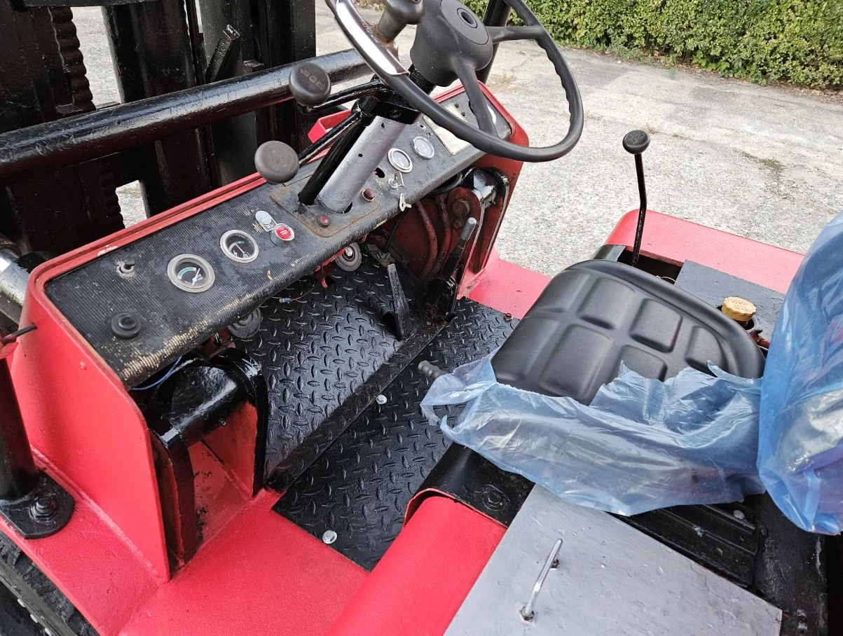 Мотокар Hyster вдига 7.5т перкинс мотор , снимка 9 - Индустриална техника - 53167539