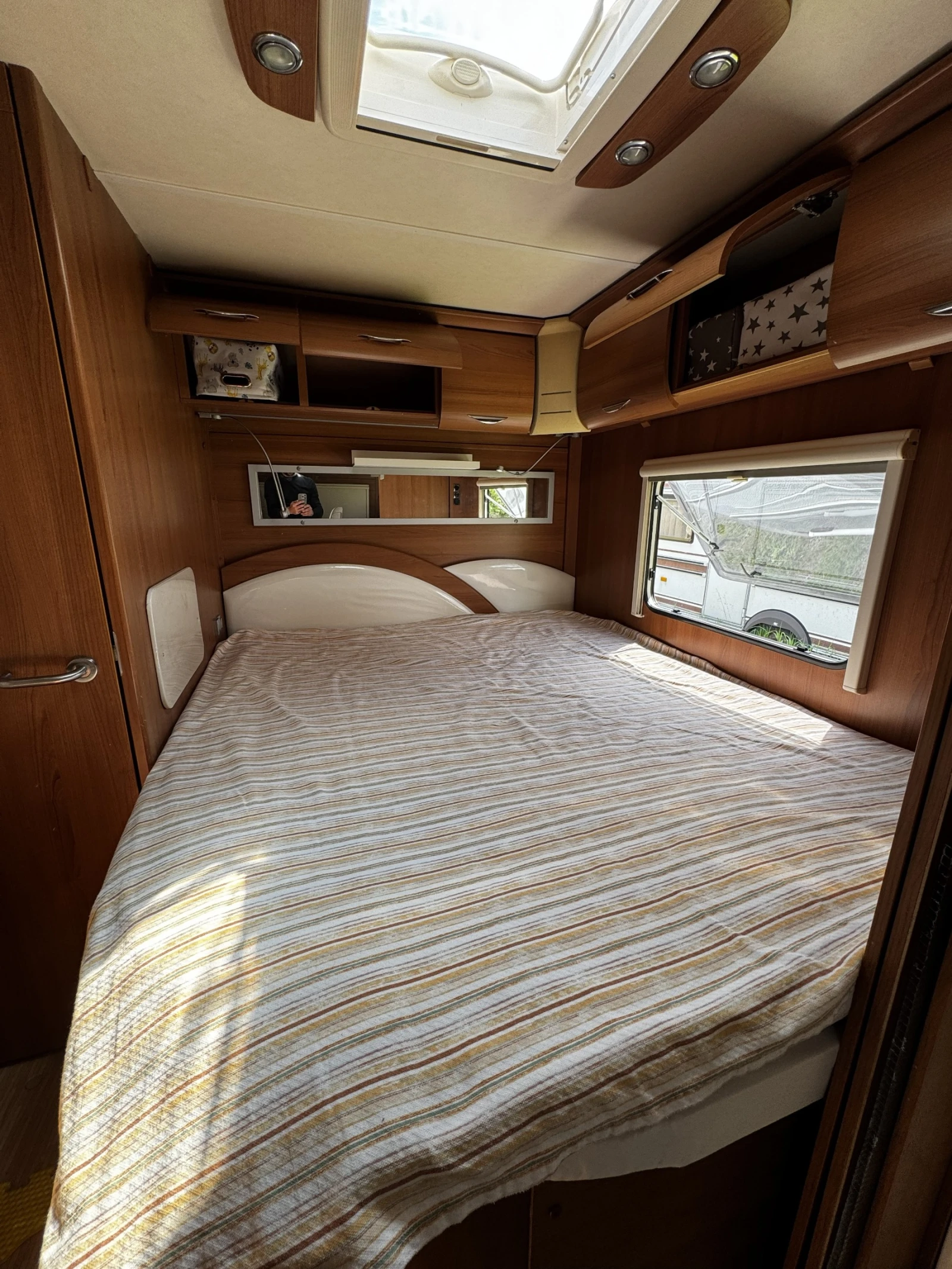 Каравана LMC Condor 575D, снимка 12 - Каравани и кемпери - 54405136