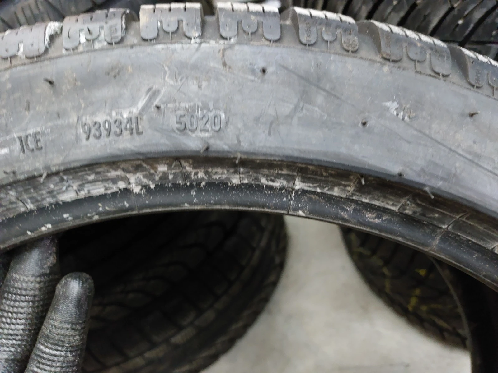 ���� 245/40R19 | Mobile.bg � ����������� 12