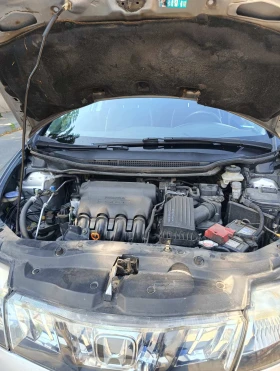 Honda Civic 8 генерация, снимка 15