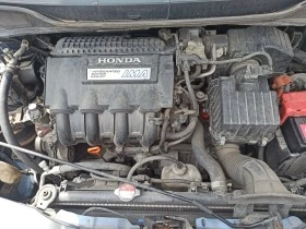 Honda Insight 1, 4 HIBRID, снимка 16