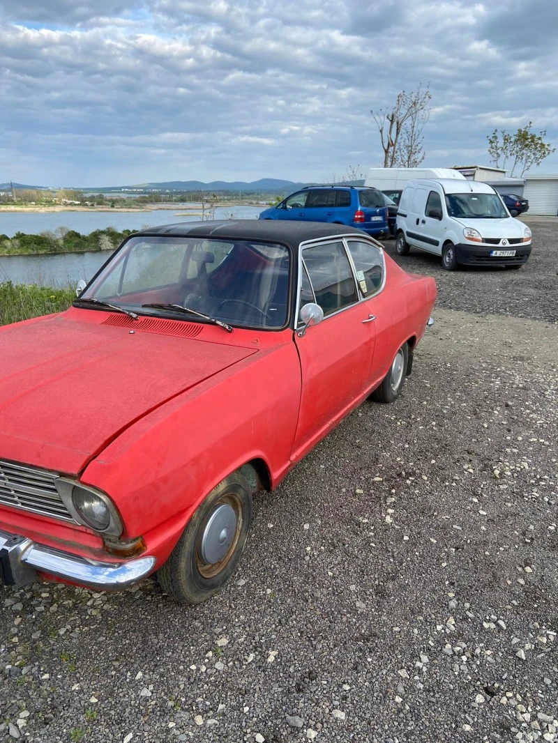 Opel Kadett, снимка 1 - Автомобили и джипове - 46366189