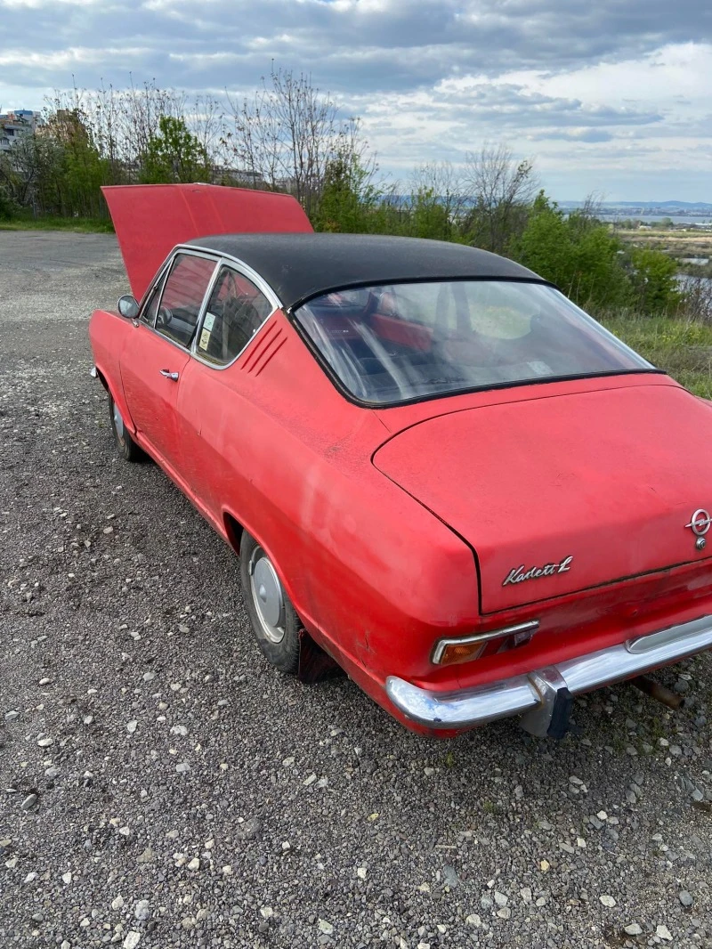 Opel Kadett, снимка 7 - Автомобили и джипове - 46366189