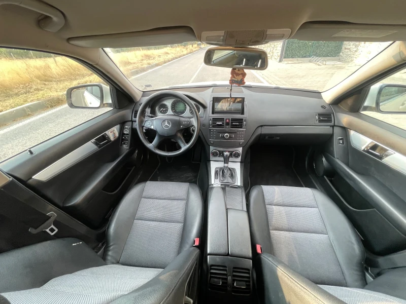 Mercedes-Benz C 320 Avantgarde , снимка 14 - Автомобили и джипове - 47908913