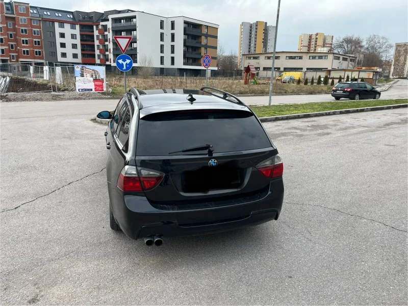 BMW 330 XDrive, снимка 5 - Автомобили и джипове - 48208560