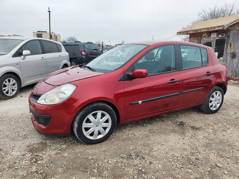 Renault Clio 1.6I, снимка 5 - Автомобили и джипове - 49145558