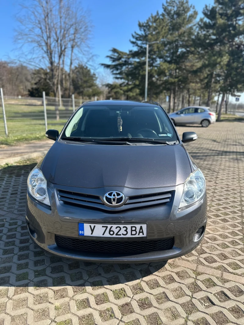 Toyota Auris, снимка 9 - Автомобили и джипове - 49380762