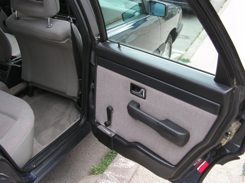 Audi 100 2, 3 E NF, снимка 12 - Автомобили и джипове - 50861715