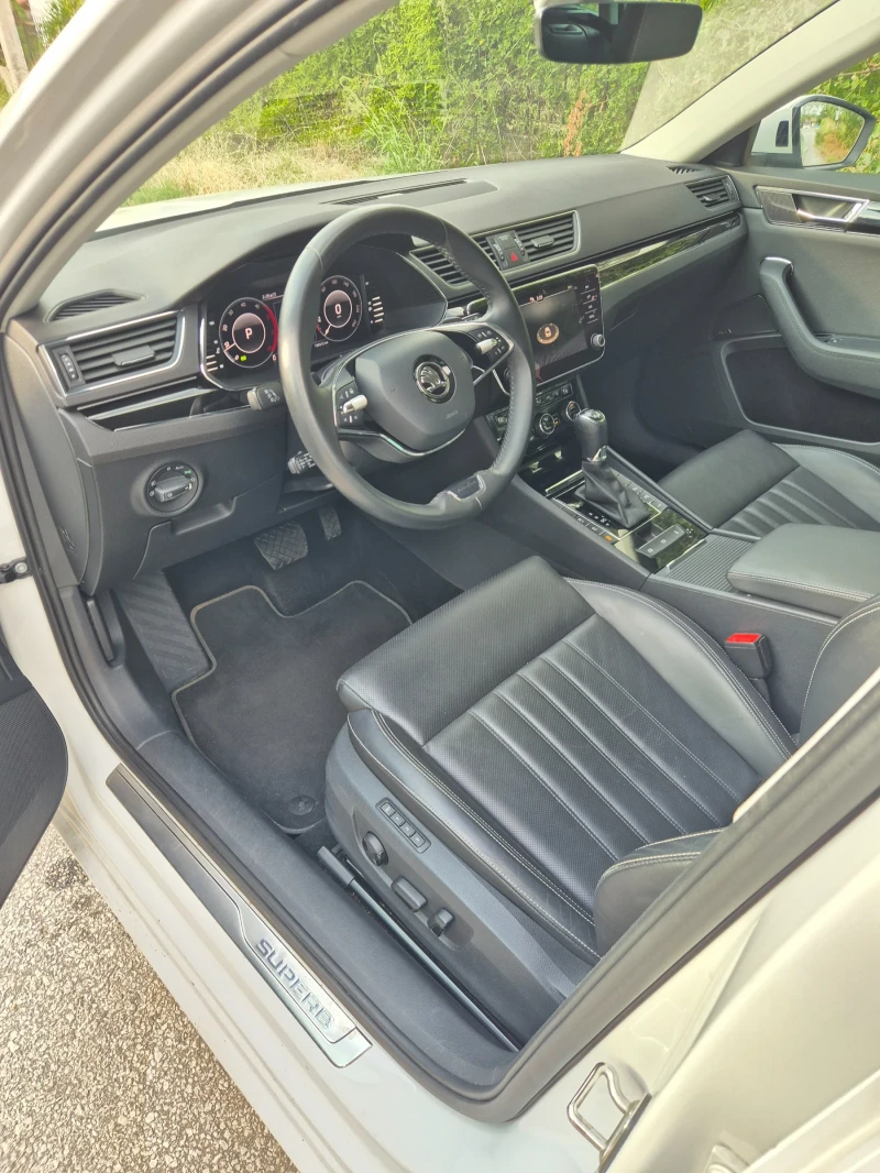 Skoda Superb 2.0D-200кс/L&K/4x4, снимка 10 - Автомобили и джипове - 51406023