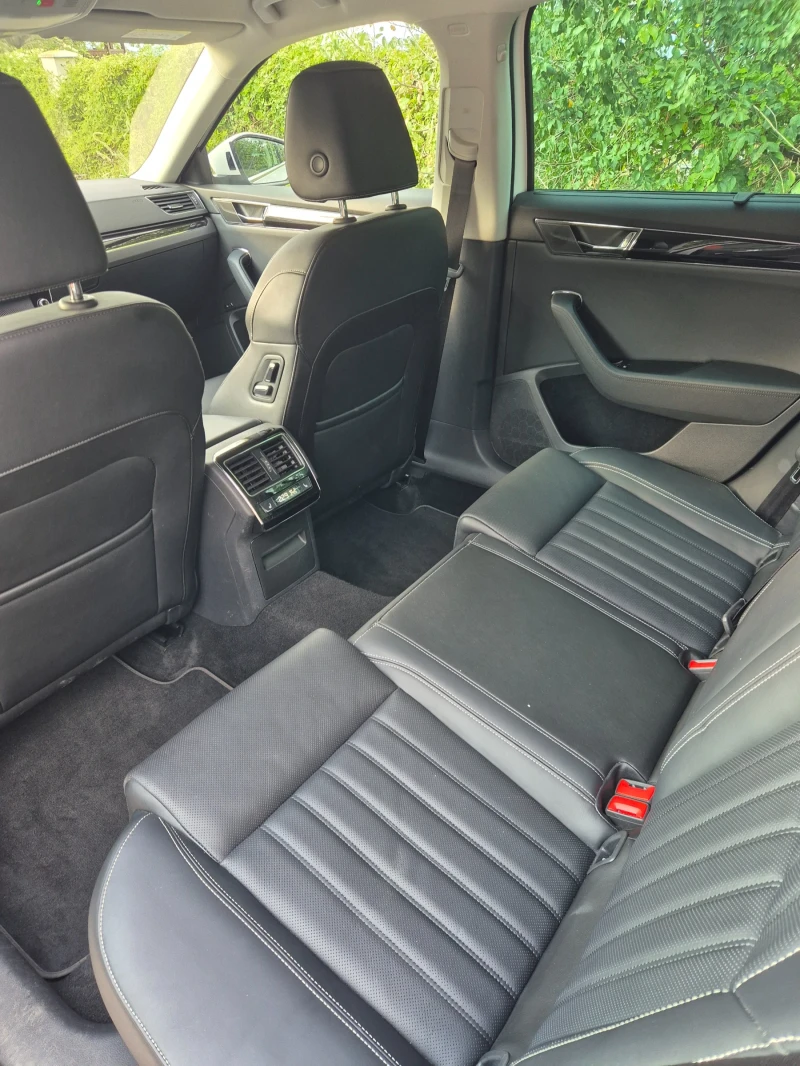 Skoda Superb 2.0D-200кс/L&K/4x4, снимка 9 - Автомобили и джипове - 51406023