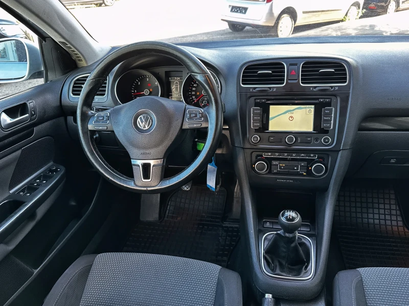 VW Golf 1.6TDi/ NAVI, снимка 7 - Автомобили и джипове - 51890827