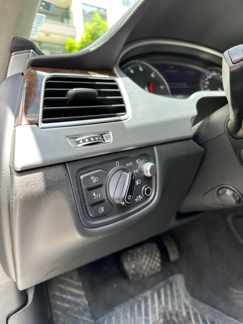 Audi A8, снимка 6 - Автомобили и джипове - 52085467