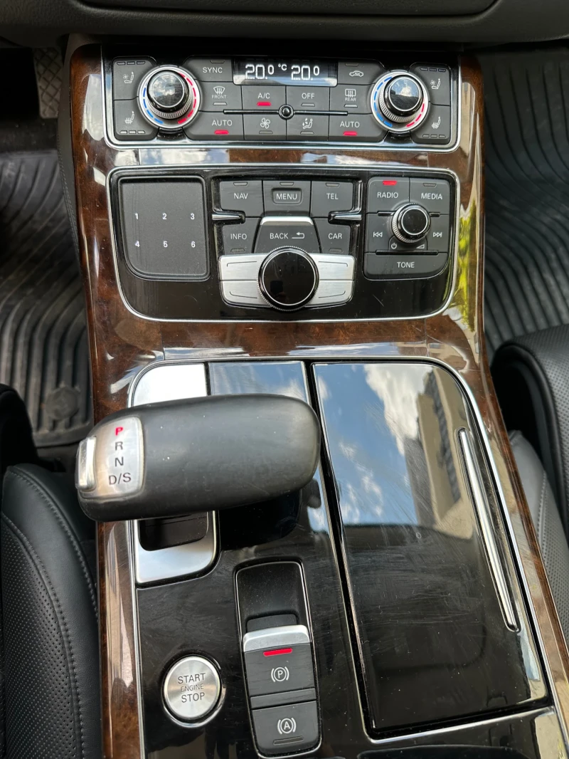 Audi A8, снимка 8 - Автомобили и джипове - 52085467