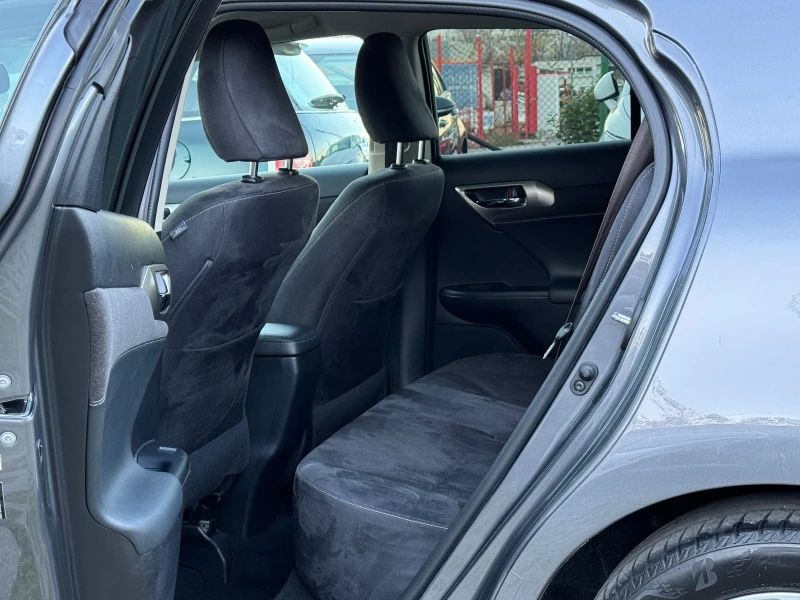 Lexus CT 200h FACELIFT-1.8-HYBRID-136KC-АЛКАНТАРА-КАМЕРA-LED-НОВ, снимка 11 - Автомобили и джипове - 52419958