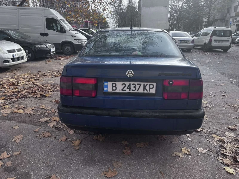 VW Passat Passat, снимка 7 - Автомобили и джипове - 52510757