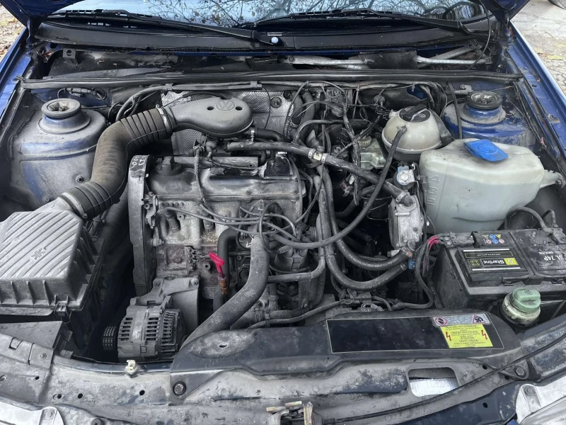 VW Passat Passat, снимка 12 - Автомобили и джипове - 52510757