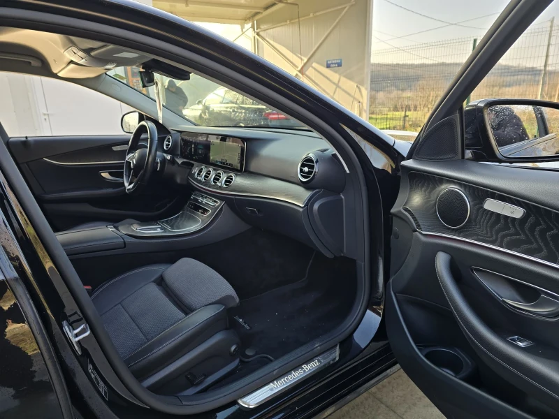 Mercedes-Benz E 220 D 200к.с 4MATIC AMG , снимка 13 - Автомобили и джипове - 52709413