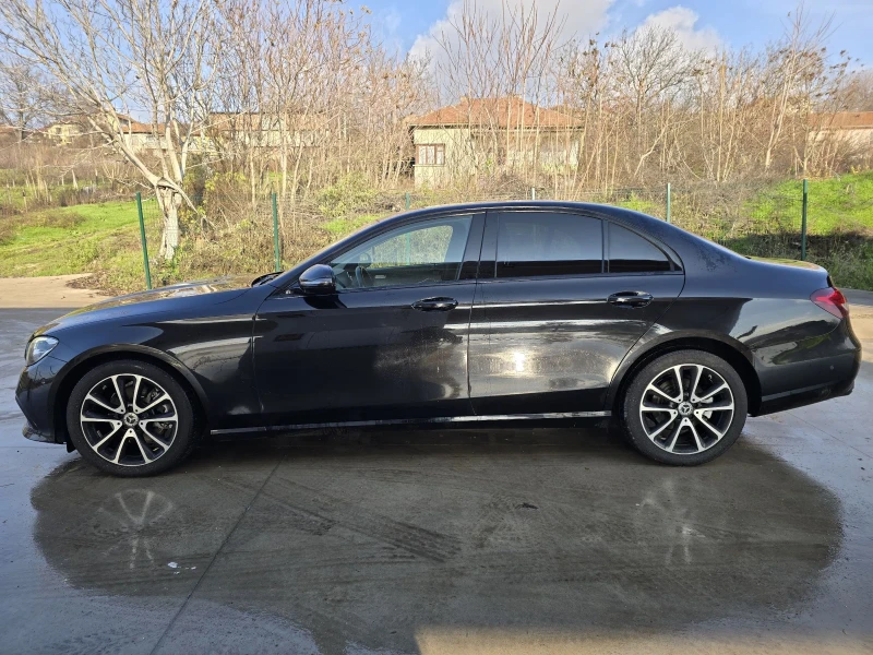 Mercedes-Benz E 220 D 200к.с 4MATIC AMG , снимка 7 - Автомобили и джипове - 52709413