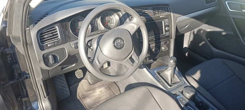 VW Golf, снимка 9 - Автомобили и джипове - 52791527