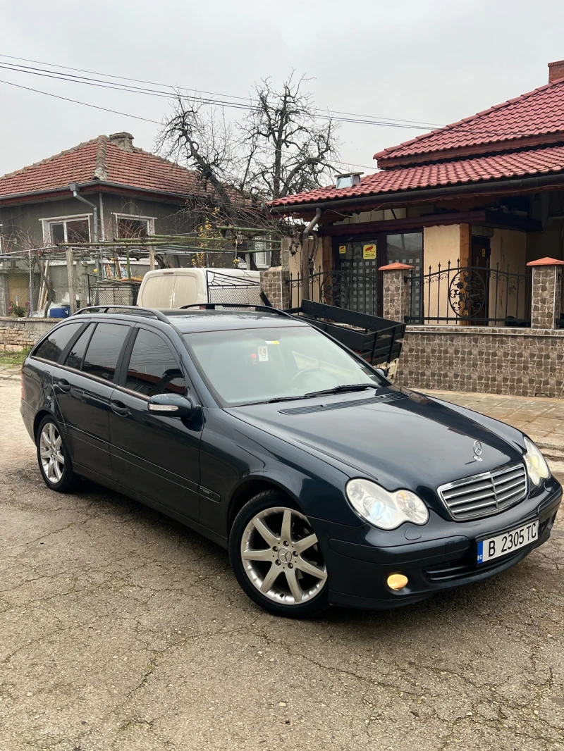 Mercedes-Benz C 220 2.2CDI, снимка 2 - Автомобили и джипове - 52897356