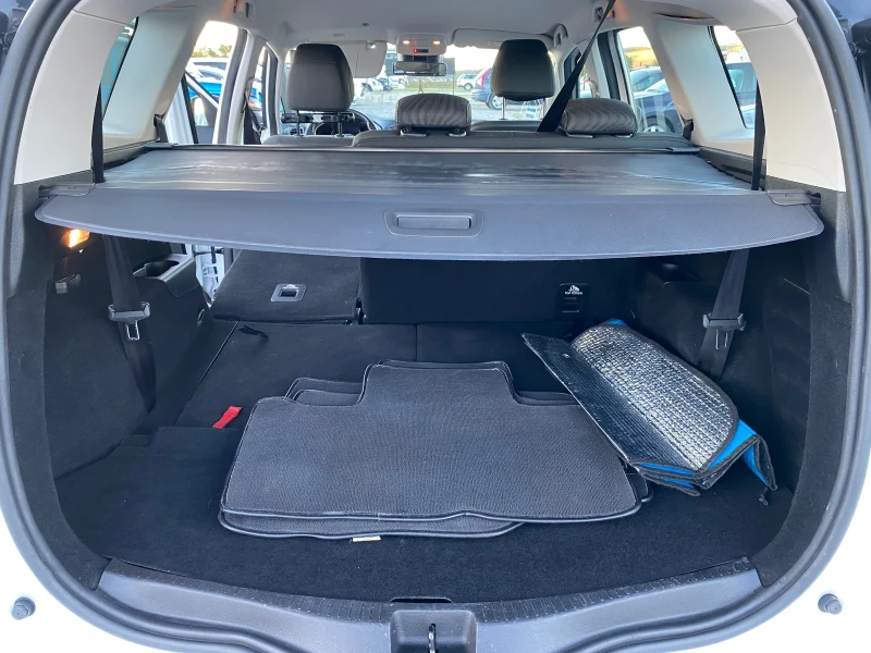 Renault Grand scenic 1.7D 2017G 7места EVRO6 NAVI , снимка 17 - Автомобили и джипове - 53106373