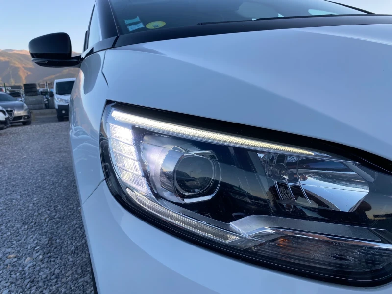 Renault Grand scenic 1.7D 2017G 7места EVRO6 NAVI , снимка 15 - Автомобили и джипове - 53106373