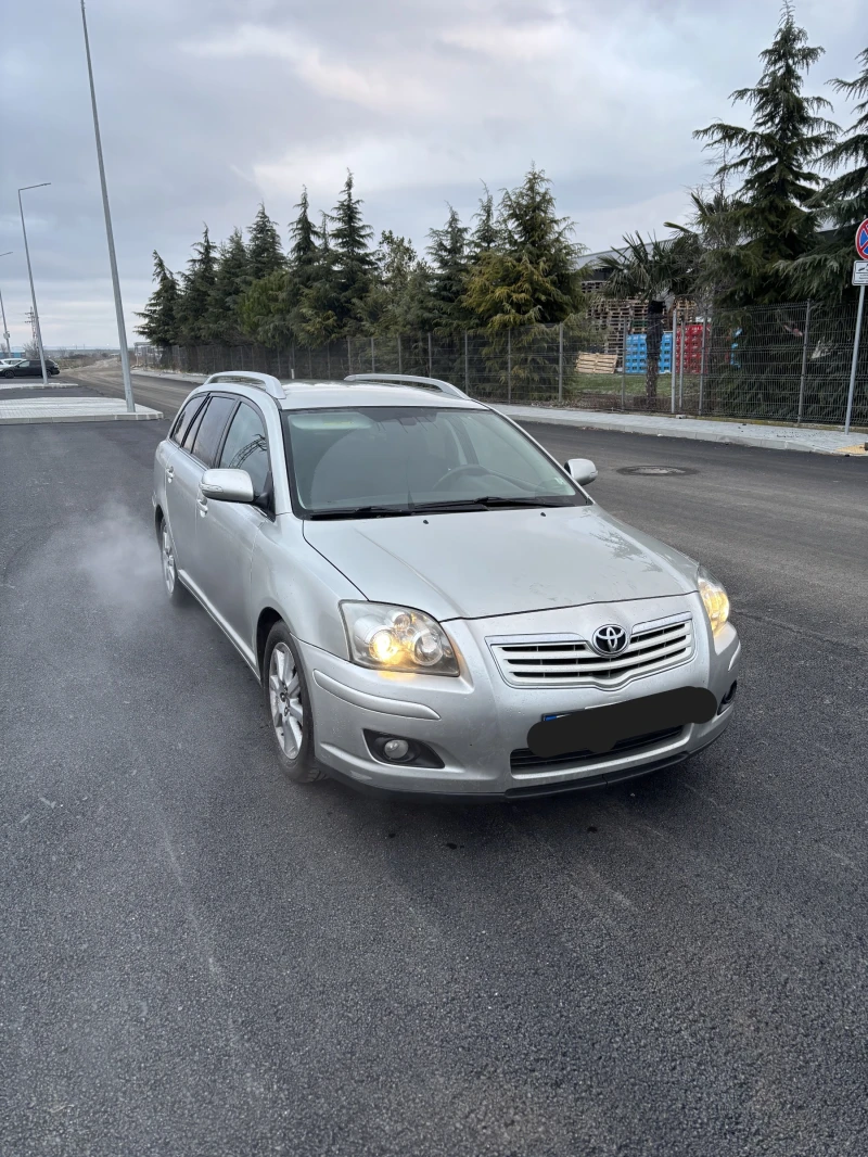 Toyota Avensis 1.8/LPG, снимка 3 - Автомобили и джипове - 53135491