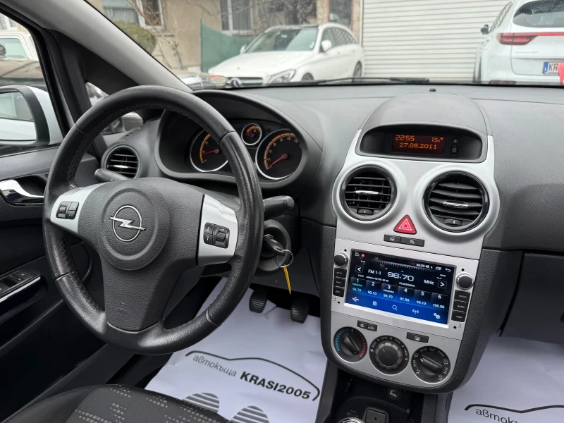 Opel Corsa 1.2I PANORAMA NAVI FACELIFT ГАЗОВ ИНЖЕКЦИОН, снимка 11 - Автомобили и джипове - 53220644