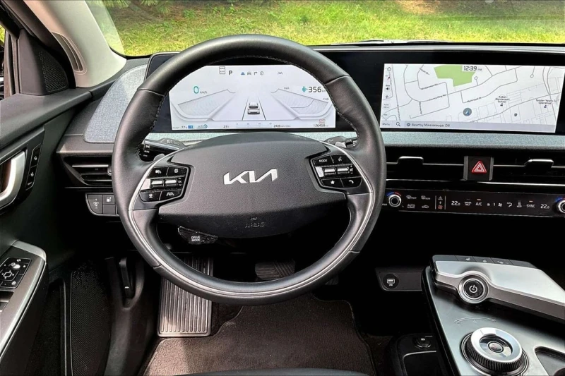 Kia EV6 AWD | NAV | CAMERA | BLIND SPOT, снимка 12 - Автомобили и джипове - 53327019
