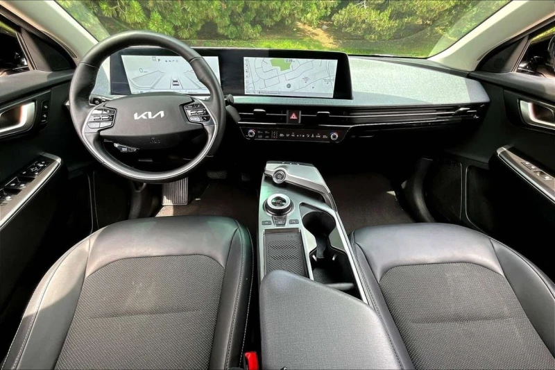 Kia EV6 AWD | NAV | CAMERA | BLIND SPOT, снимка 8 - Автомобили и джипове - 53327019