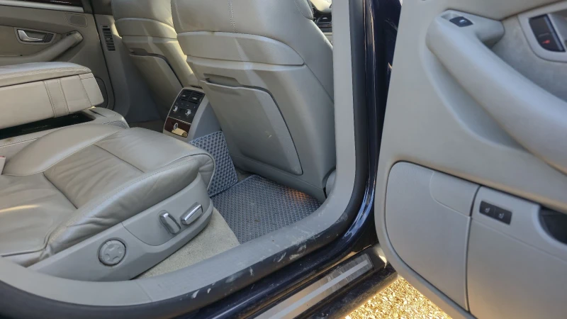 Audi A8 Long 4.2 TDI BiTurbo   Executive / Audi Exclusive, снимка 11 - Автомобили и джипове - 53402157