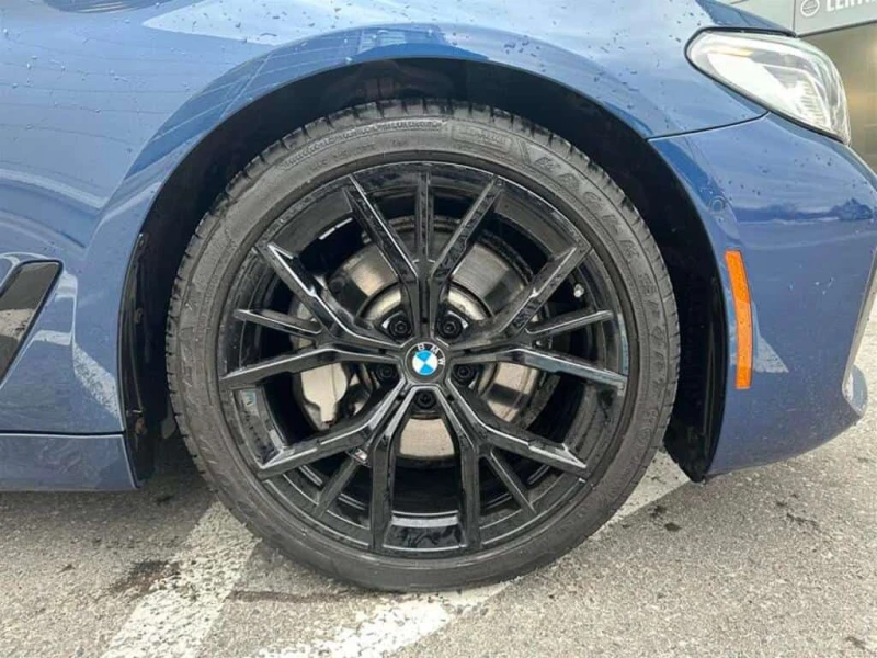 BMW 530 * PREMIUM ENHANCED | M SPORT PKG | HARMON KARDON S, снимка 6 - Автомобили и джипове - 53535405