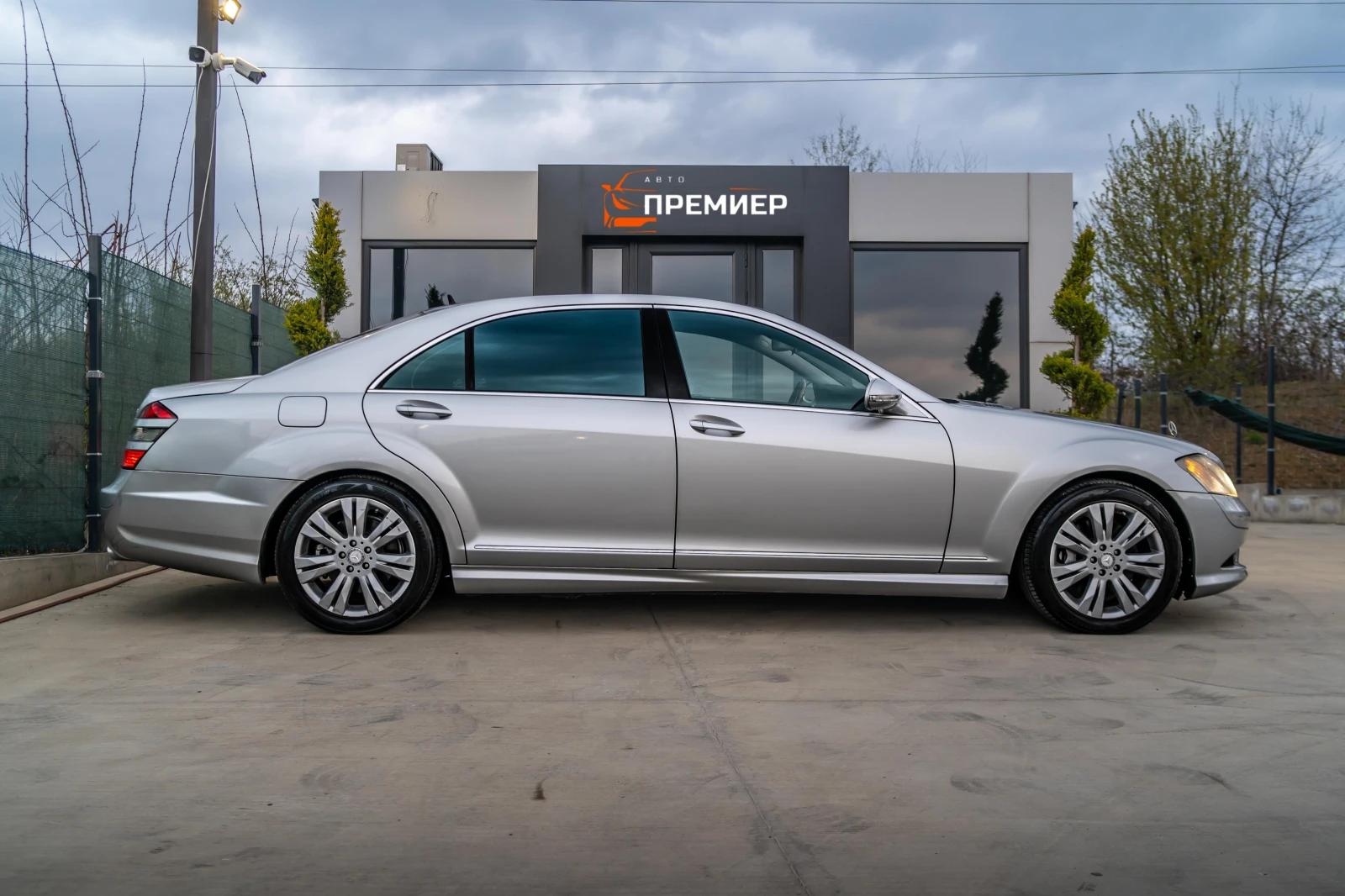 Mercedes-Benz S 500 i-AMG-LONG-4-MATIC-СУПЕР СЪСТОЯНИЕ-6М ГАРАНЦИЯ! - изображение 5
