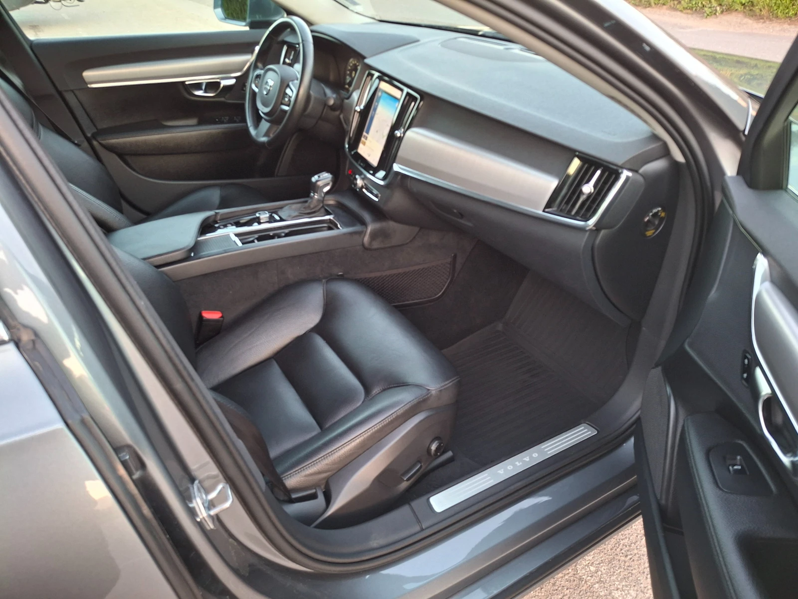 Volvo S90 MOMENTUM, FULL EXTRI - изображение 9